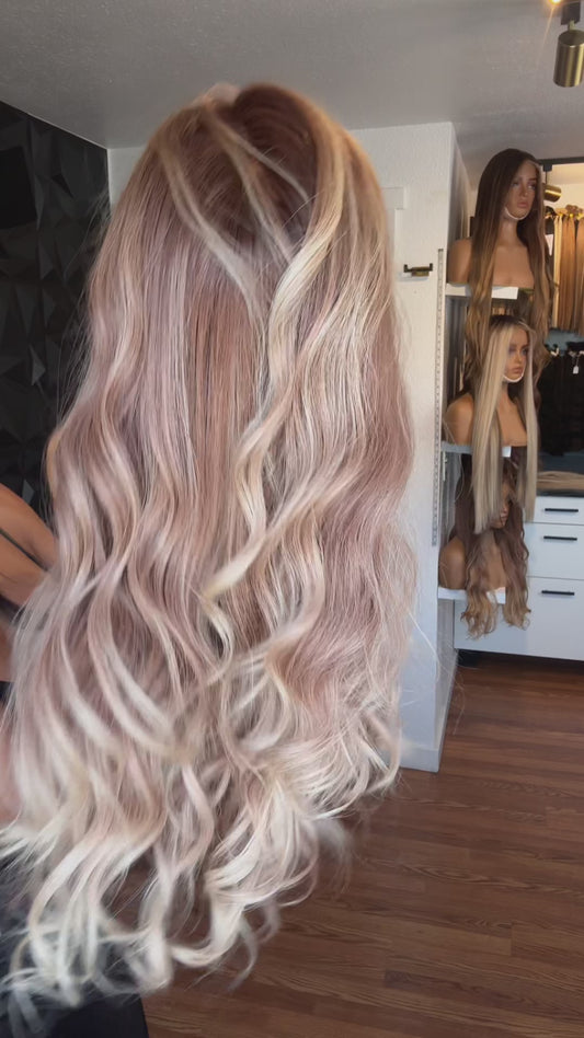 MONIQUE